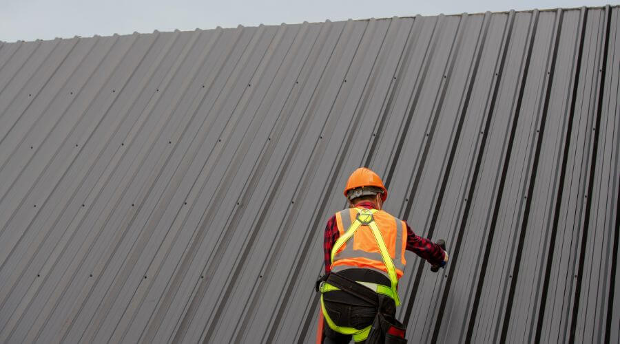 Professional metal roof installation in Huntington Park, CA